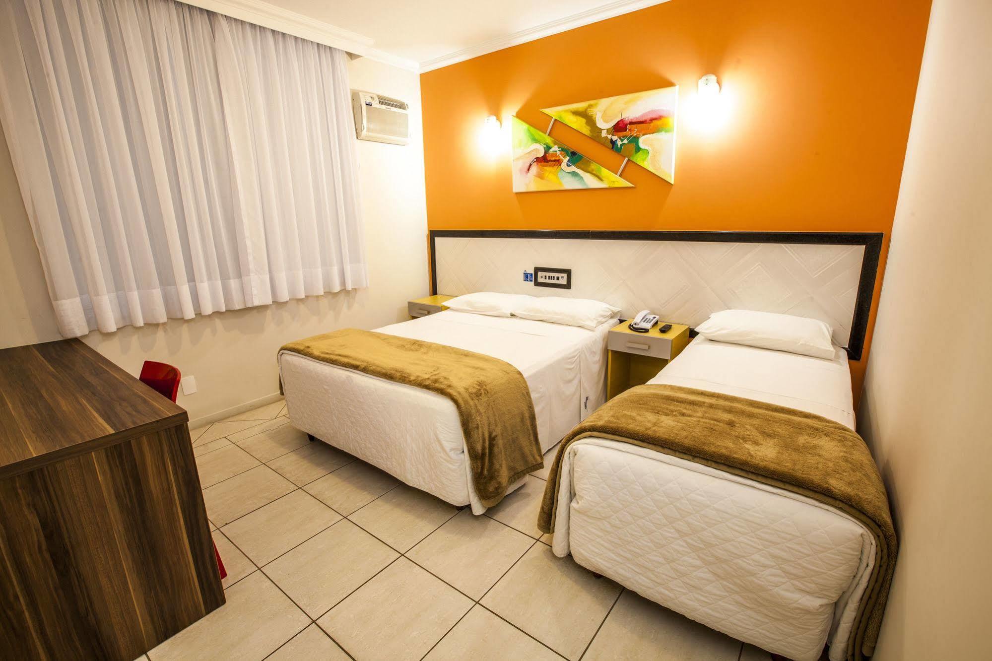 Centromar Hotel Balneário Camboriú Esterno foto